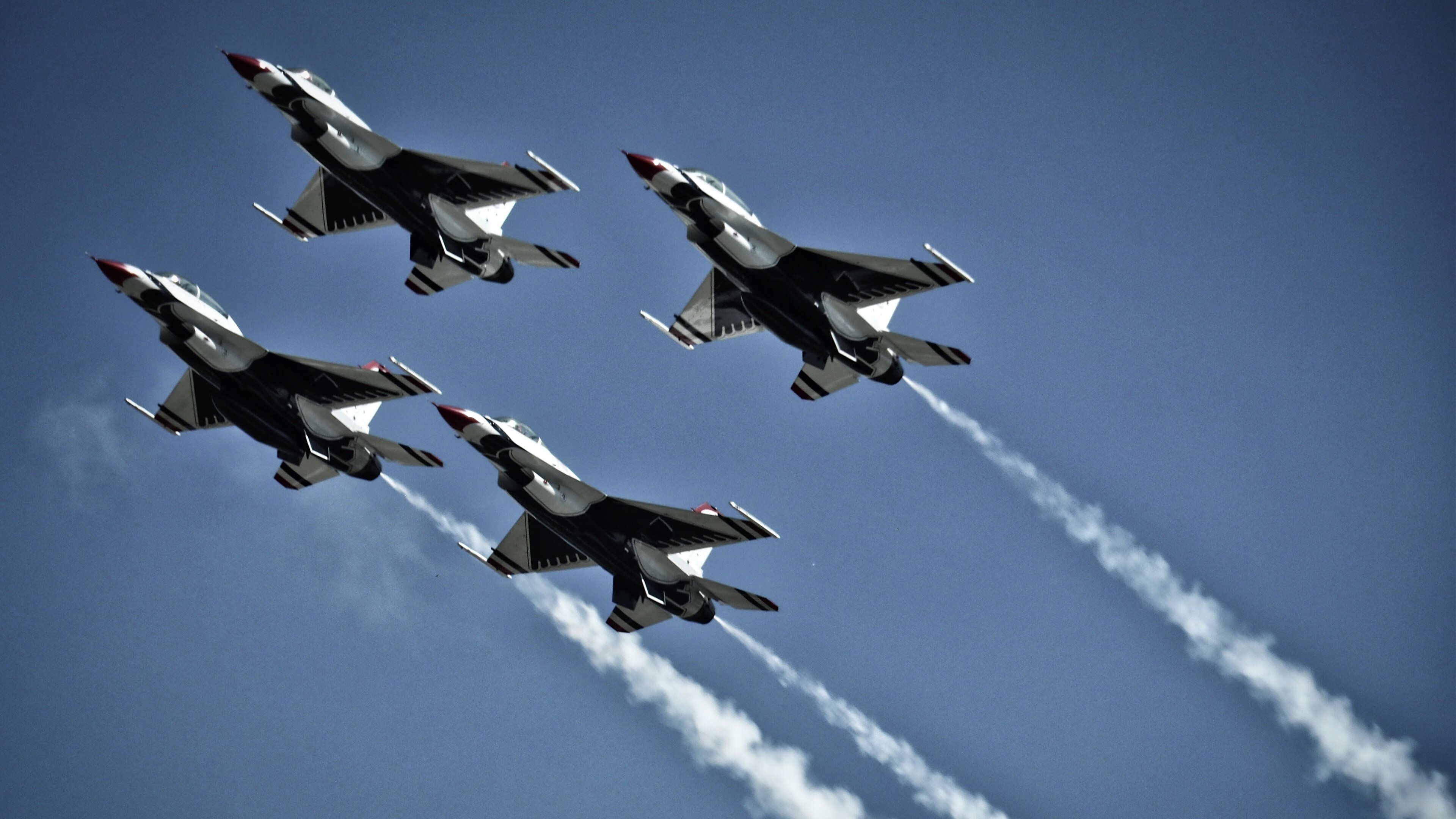 暴雨中拉亚的叹息，澳大利亚一波战术闪电带走摩洛哥