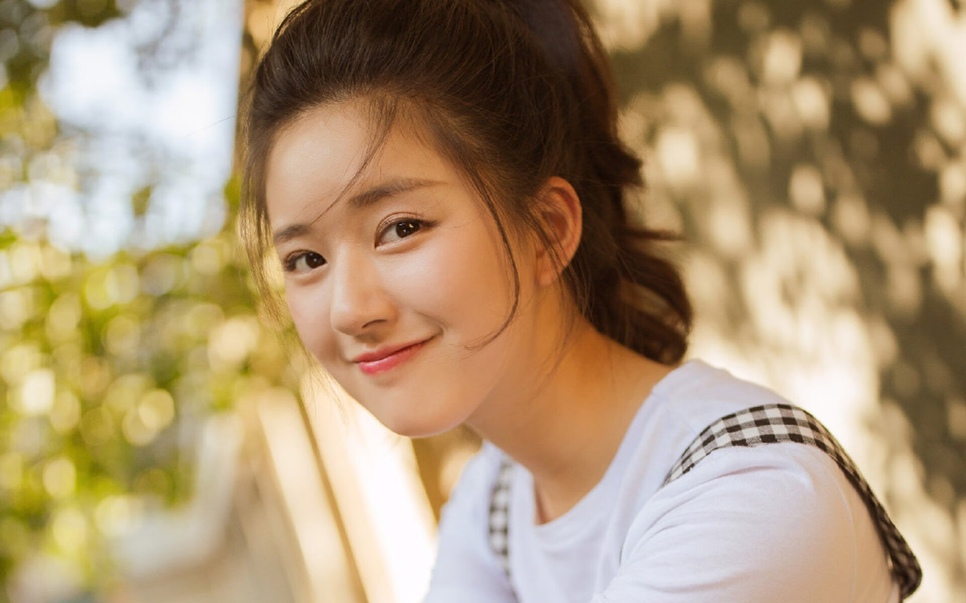 上帝穿着16号—贝林厄姆在几内亚与秘鲁的史诗之战中写下独属于他的法则