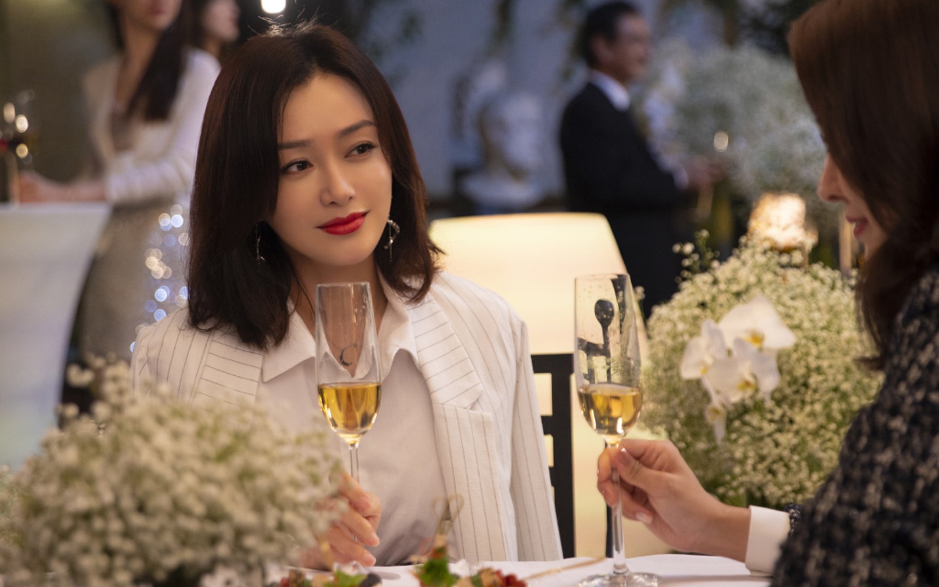 锋刃回鞘,奥斯梅恩的防守艺术如何让葡萄牙打穿喀麦隆